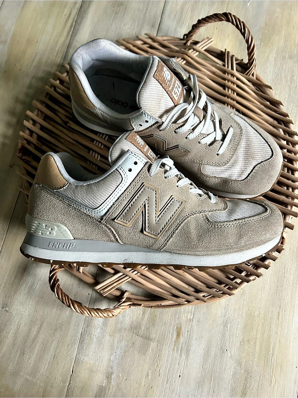 New Balance 574 Incense and Angora suede gummy sole sneakers women’s size 9.5